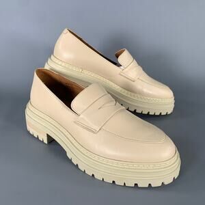 BOBBIES Size 8 Beige Leather 659164 Platform Flats
